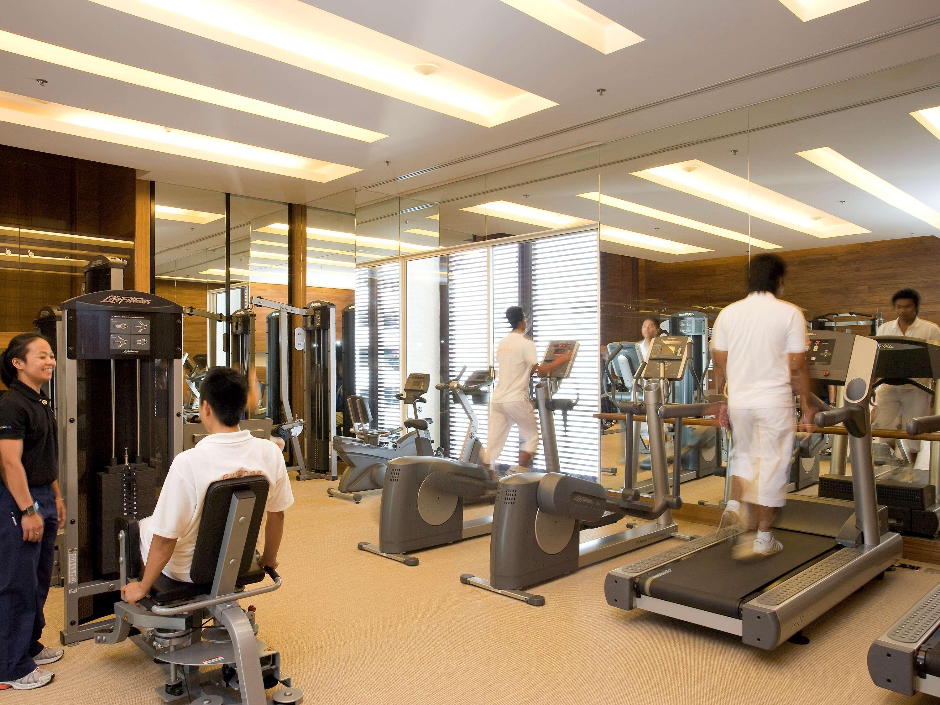Pullman Bangkok King Power Hotell Eksteriør bilde The gym at the Taj Mahal Palace