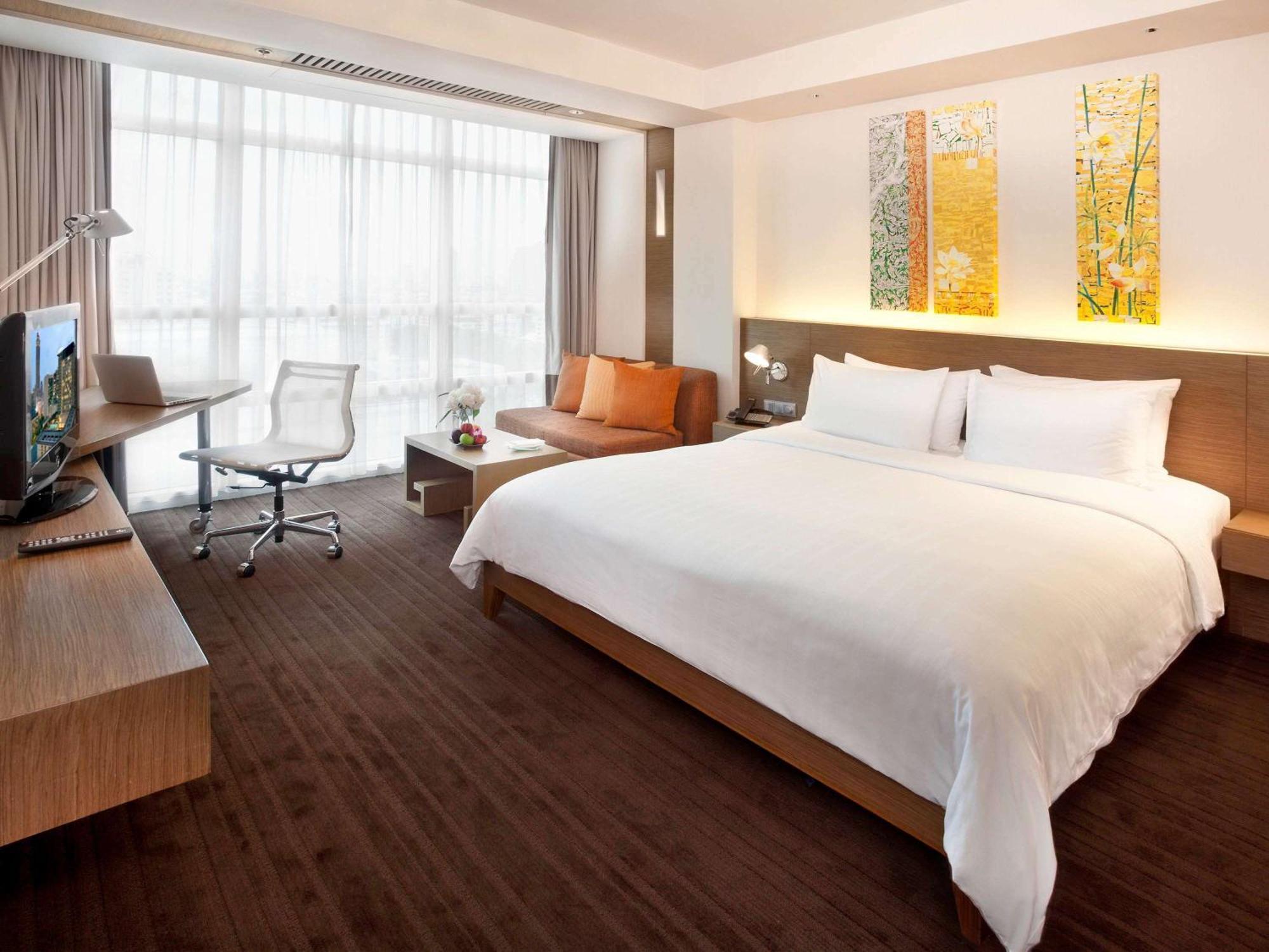 Pullman Bangkok King Power Hotell Eksteriør bilde Deluxe Room